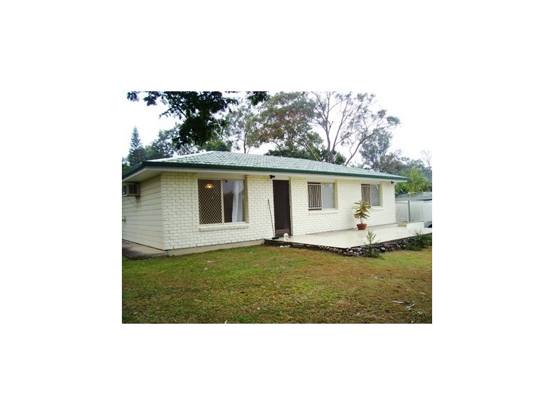 2 Sunscape Dr, Eagleby QLD 4207