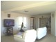 28 Hillside Crescent, Edens Landing QLD 4207