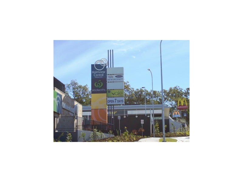 28 Hillside Crescent, Edens Landing QLD 4207