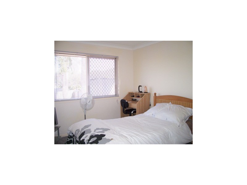 25 Ernest St, Windaroo QLD 4207