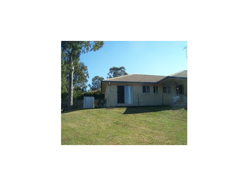 25 Ernest St, Windaroo QLD 4207