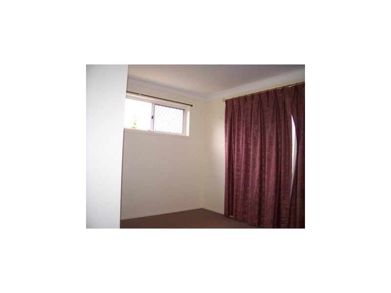 2/7 Jay Crt, Mount Warren Park QLD 4207