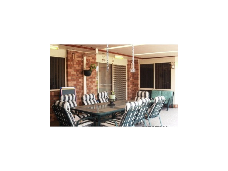 8 FERRICKS CRT, Upper Coomera QLD 4209