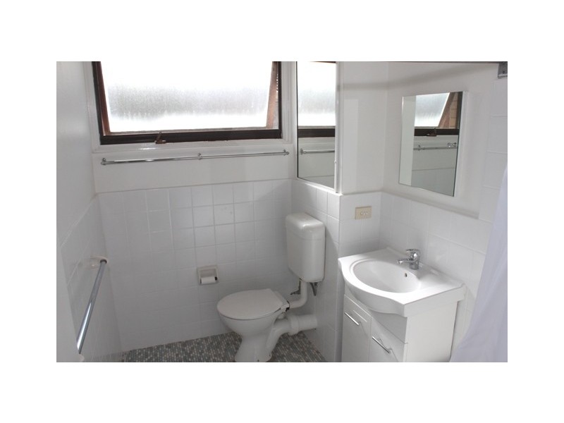 12/52 Meadow Cres, Meadowbank NSW 2114