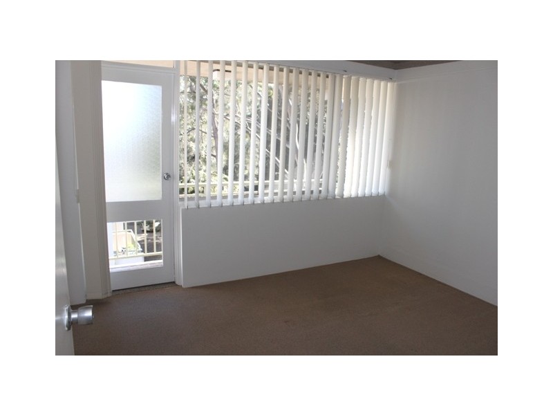 12/52 Meadow Cres, Meadowbank NSW 2114