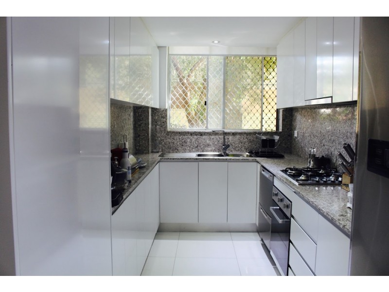 1/13 Bortfield Drive,, Chiswick NSW 2046