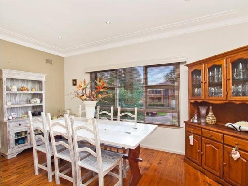 10 Fonti St, Eastwood NSW 2122