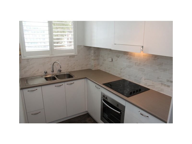 2/2 Adelaide ST, West Ryde NSW 2114