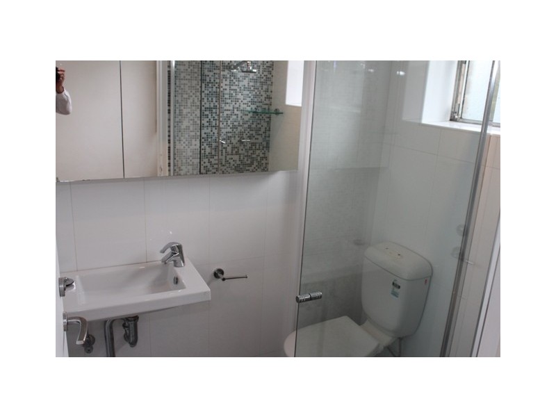 2/2 Adelaide ST, West Ryde NSW 2114