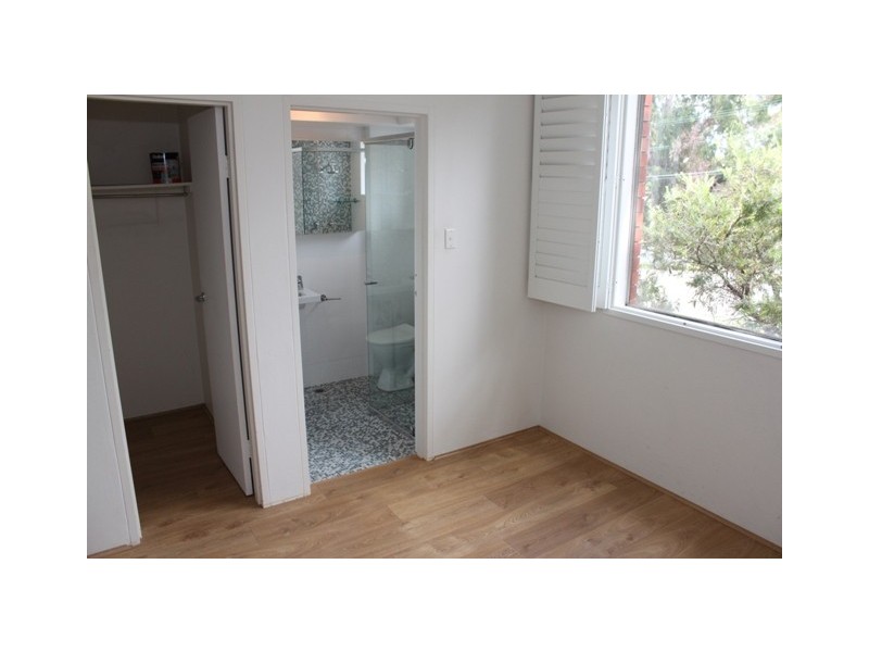 2/2 Adelaide ST, West Ryde NSW 2114