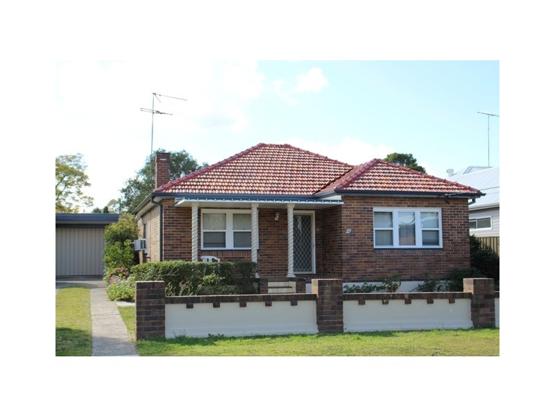 27 Darwin St, West Ryde NSW 2114