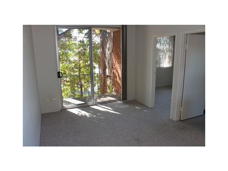 4/15 Endeavour St, West Ryde NSW 2114