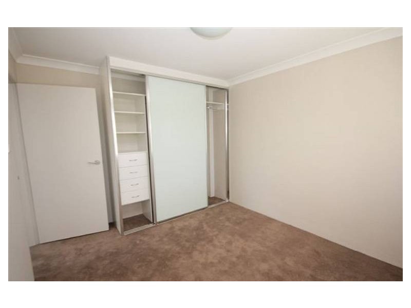 5/22 Meadow Cres, Meadowbank NSW 2114