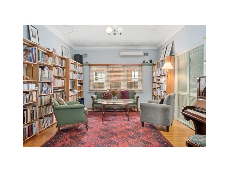 35 Anzac Ave, Denistone NSW 2114