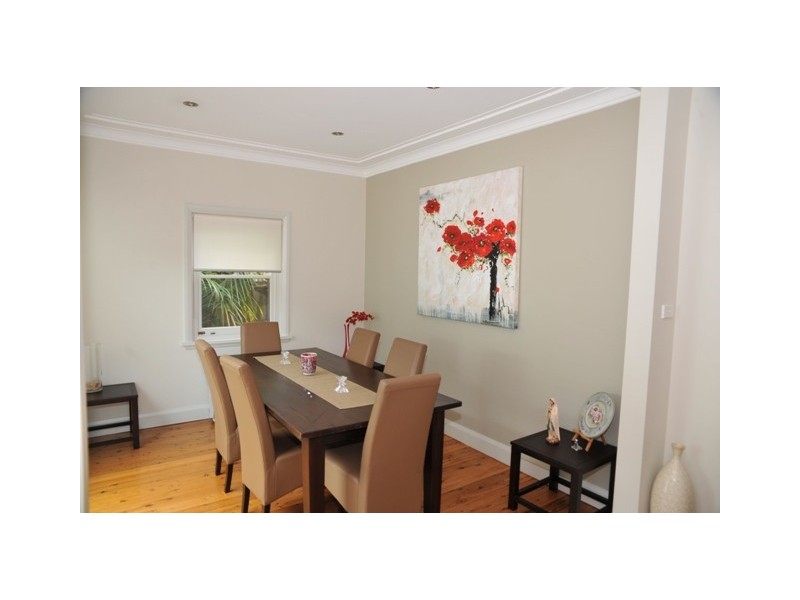 17 Glenayr Ave, West Ryde NSW 2114