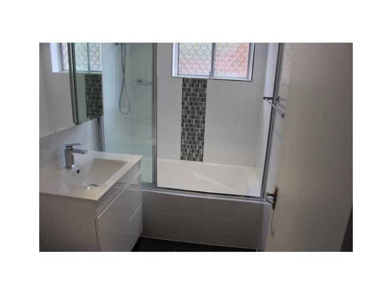 2/38-40 Meadow Cres, Meadowbank NSW 2114