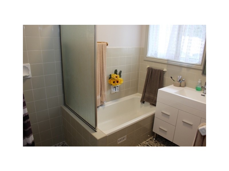 34 Fremont Ave, Ermington NSW 2115