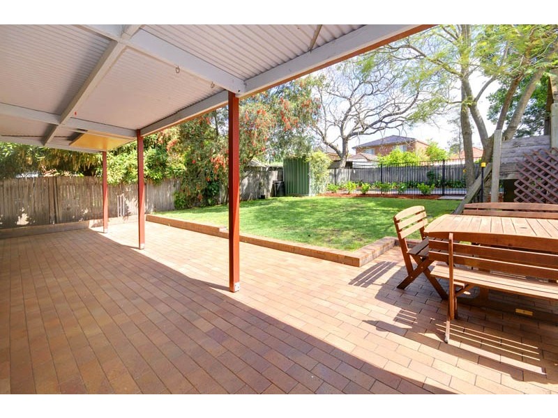 10  Macintosh St, Melrose Park NSW 2114
