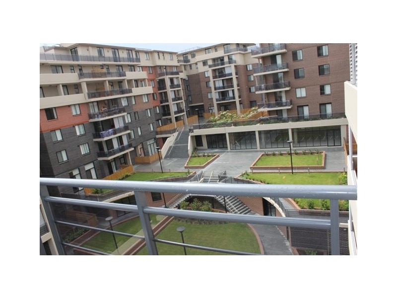 6 Porter Street, Meadowbank NSW 2114