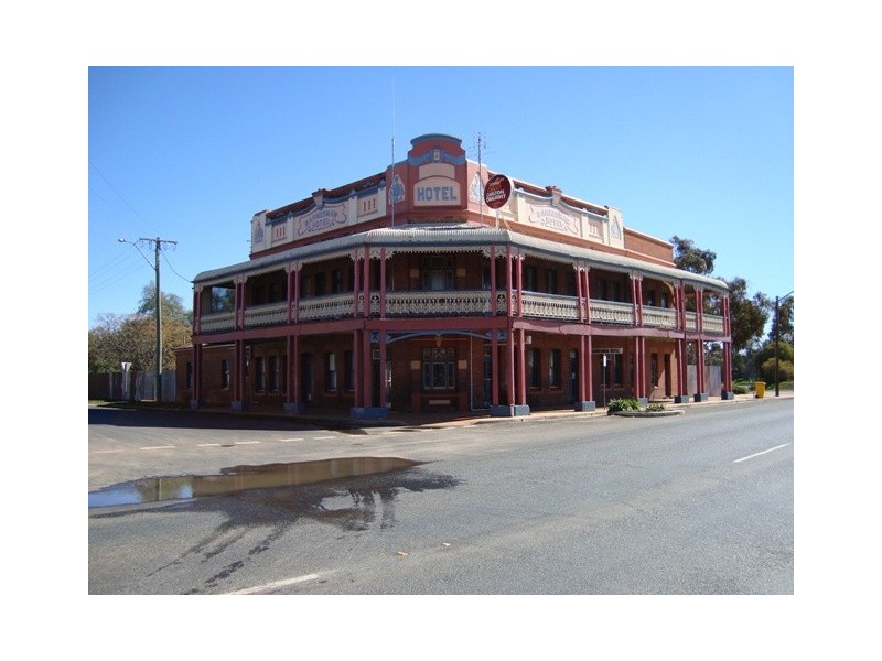 78 Queen St, Barmedman NSW 2668