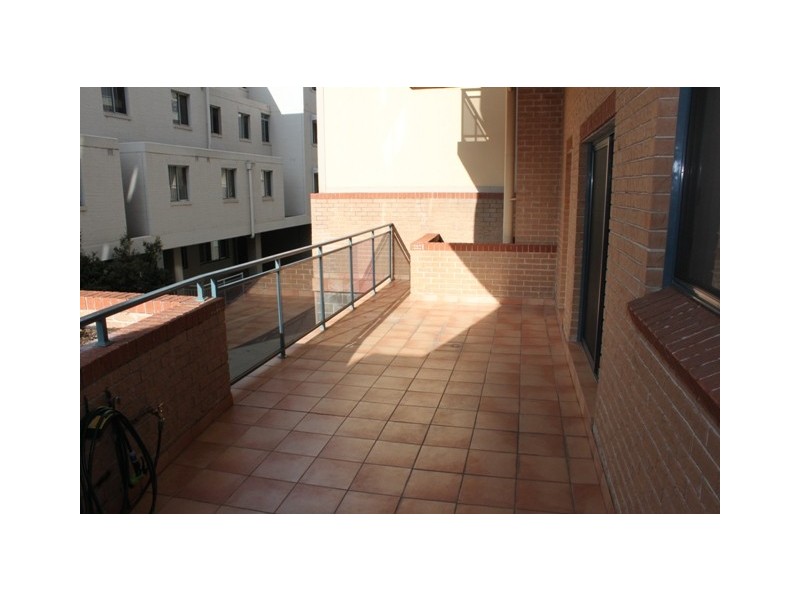 2/947 Victoria rd, West Ryde NSW 2114