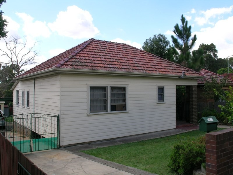 2/11 Wharf Rd, West Ryde NSW 2114