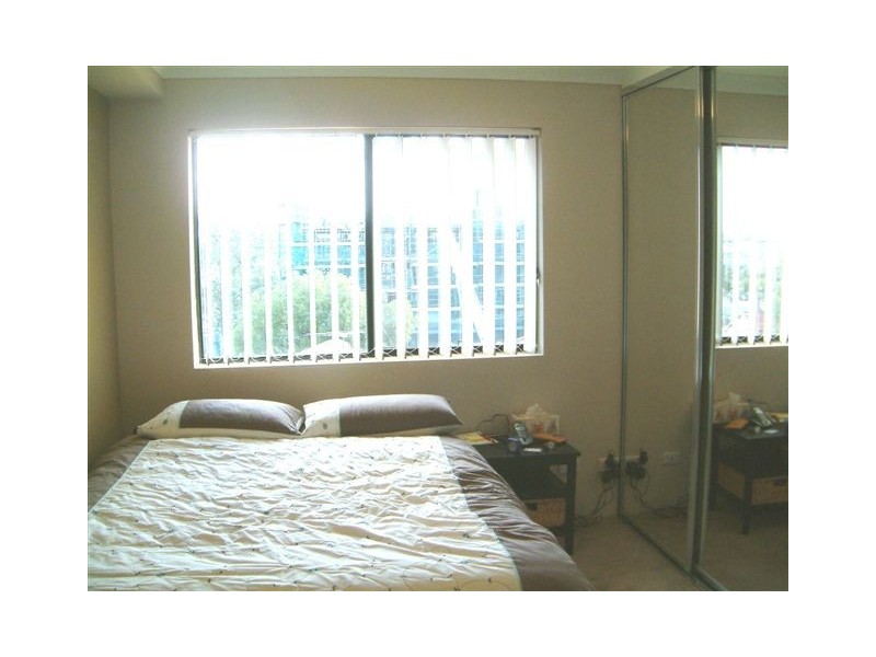 27/8-14 Oxford St, Blacktown NSW 2148