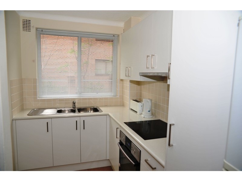 2/41 Meadow Cres, Meadowbank NSW 2114