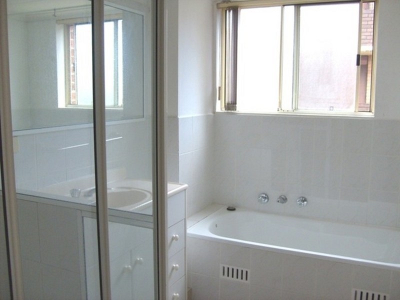 5/6-8 Blair St, Gladesville NSW 2111