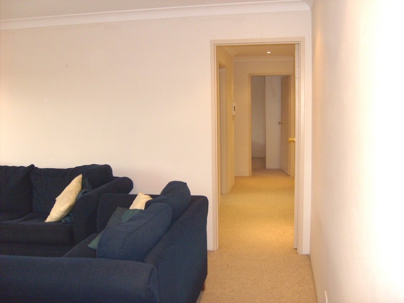 5/9 Bank Street, Meadowbank NSW 2114