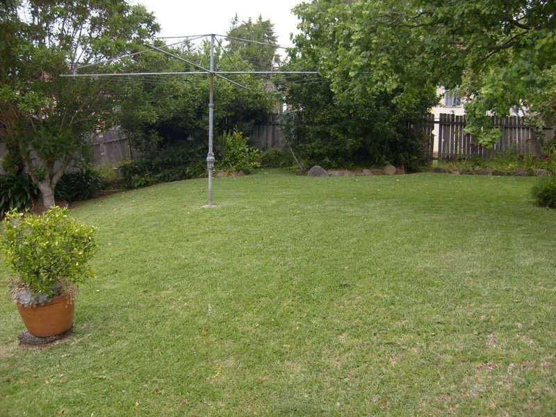 33 Mons Avenue, West Ryde NSW 2114