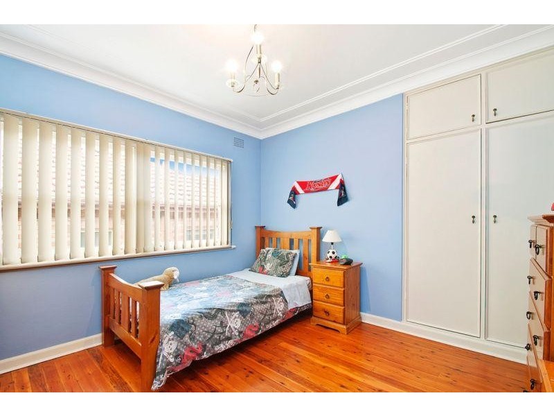 49 Glenayr Avenue, Denistone West NSW 2114