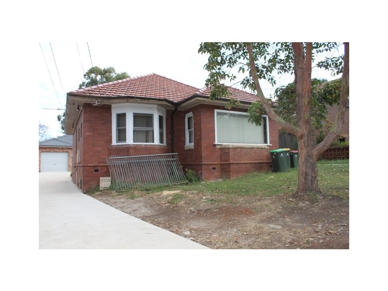 4 Simla Road, Denistone NSW 2114