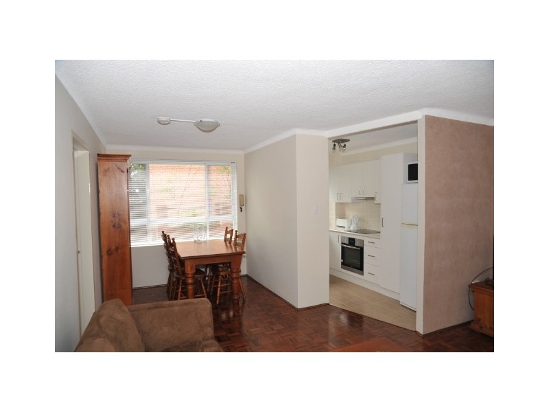 2/41 Meadow Crescent, Meadowbank NSW 2114