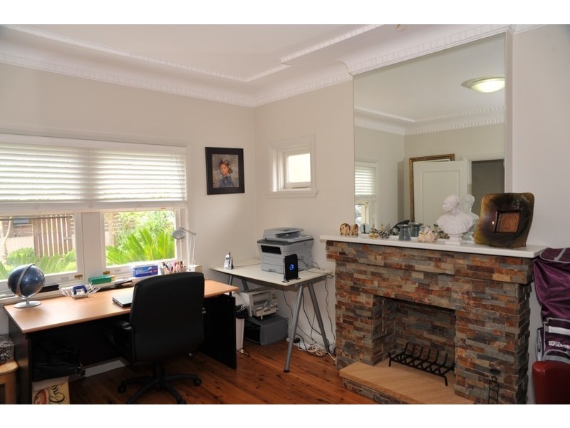 17 Glenayr Avenue, Denistone West NSW 2114