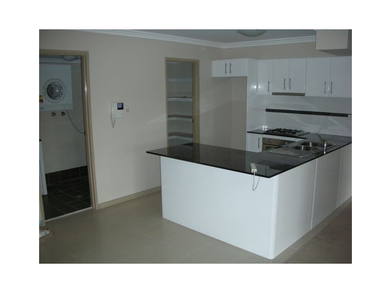 27/8-14 Oxford Street, Blacktown NSW 2148