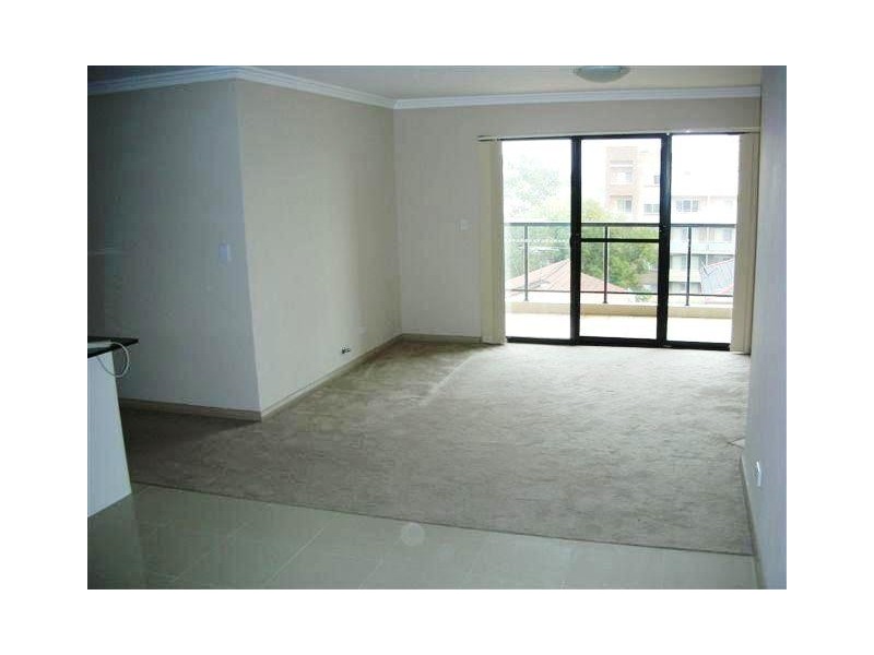 27/8-14 Oxford Street, Blacktown NSW 2148