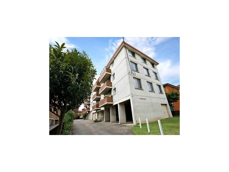 1/3-5 Meadow Crescent, Meadowbank NSW 2114