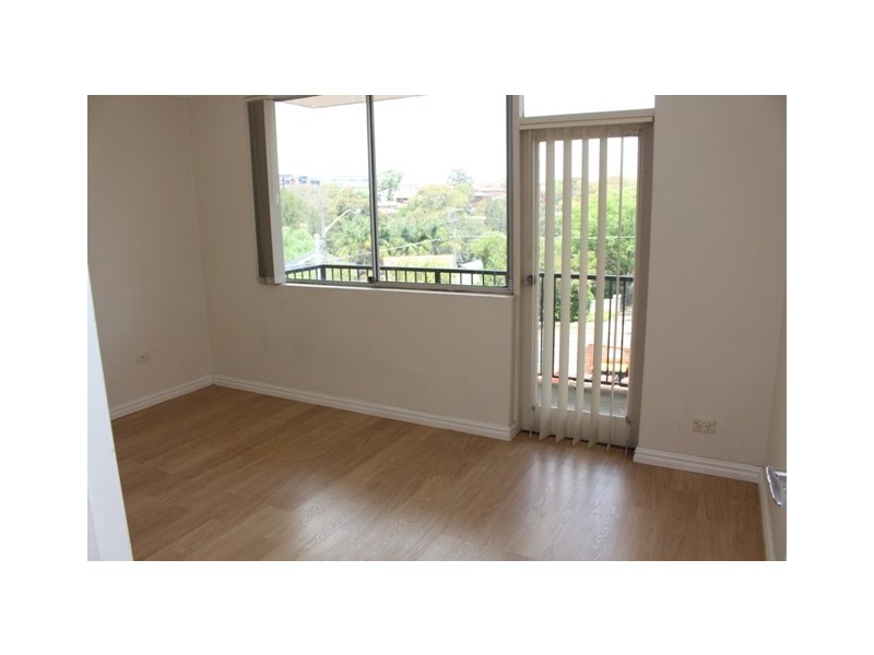 1a/103 Constritution Rd, West Ryde NSW 2114