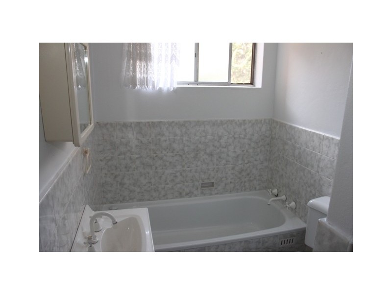 15/12 Meadow Crescent, Meadowbank NSW 2114