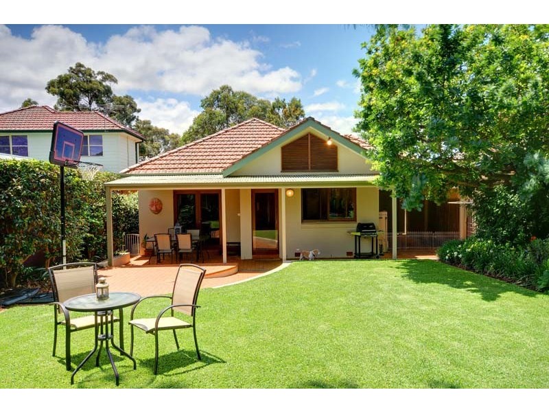 16 Macintosh Street, Melrose Park NSW 2114