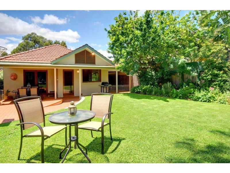 16 Macintosh Street, Melrose Park NSW 2114