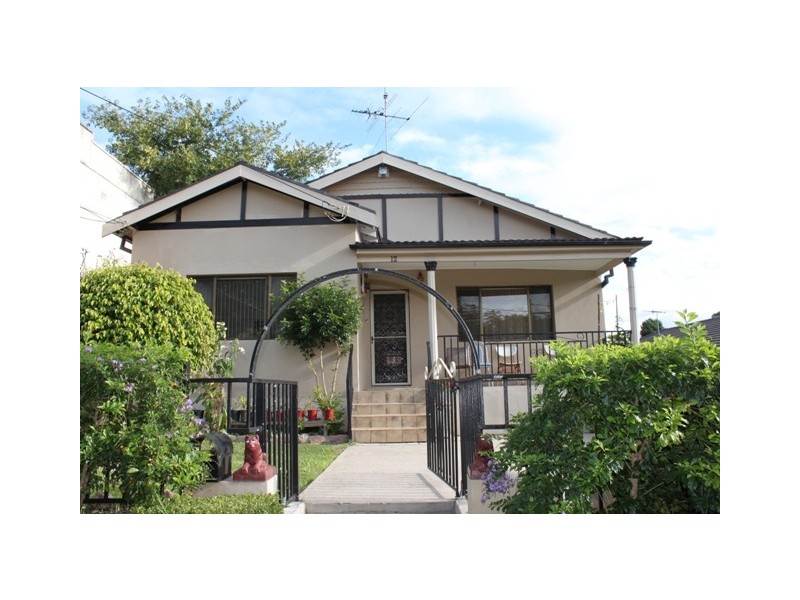 12 Hughes Street, West Ryde NSW 2114