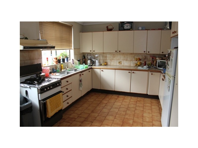 2 Grand Ave, West Ryde NSW 2114