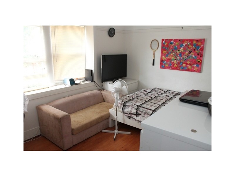 2 Grand Ave, West Ryde NSW 2114