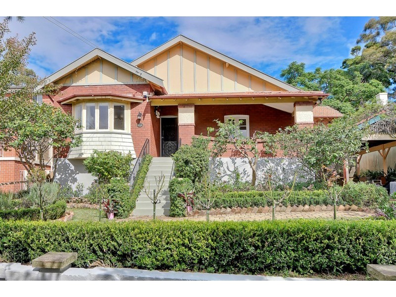 50 Simla Rd, Denistone NSW 2114