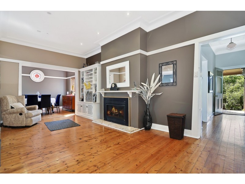 50 Simla Rd, Denistone NSW 2114