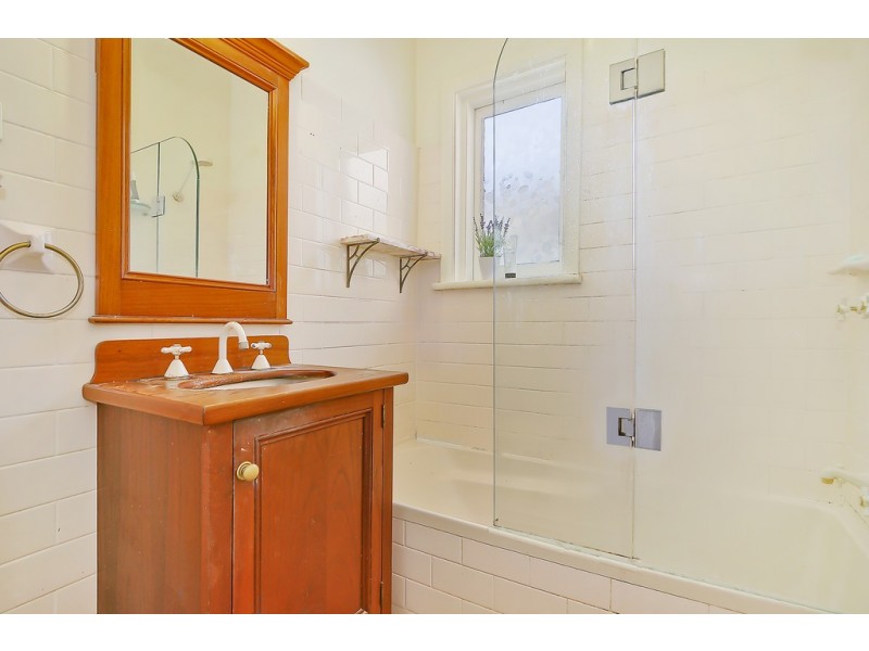 50 Simla Rd, Denistone NSW 2114