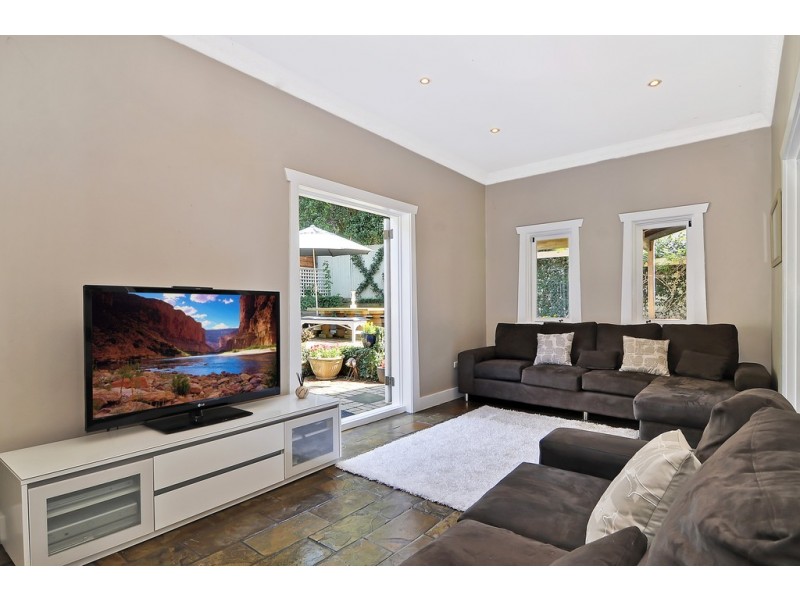 50 Simla Rd, Denistone NSW 2114