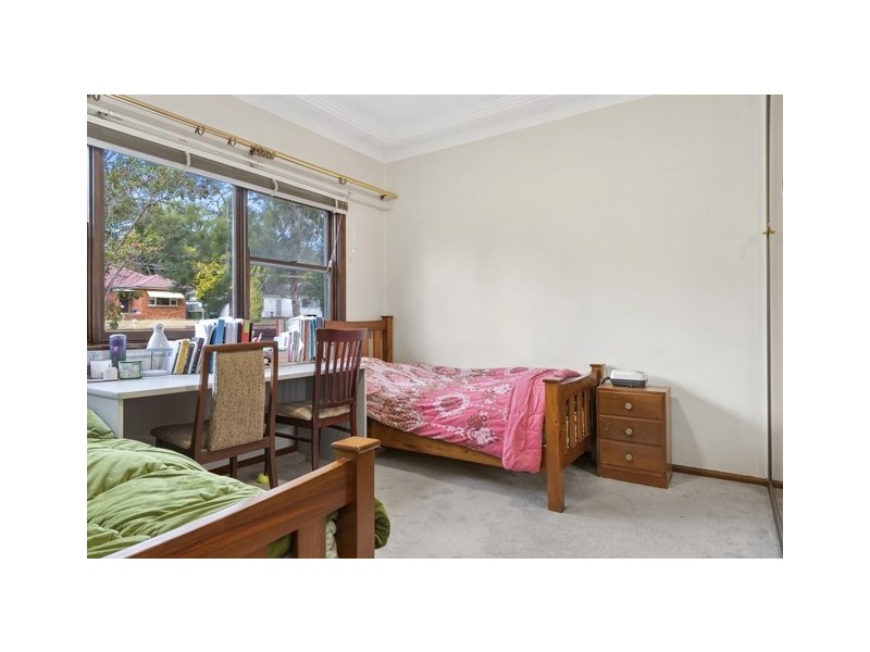 33 Mons Ave, West Ryde NSW 2114